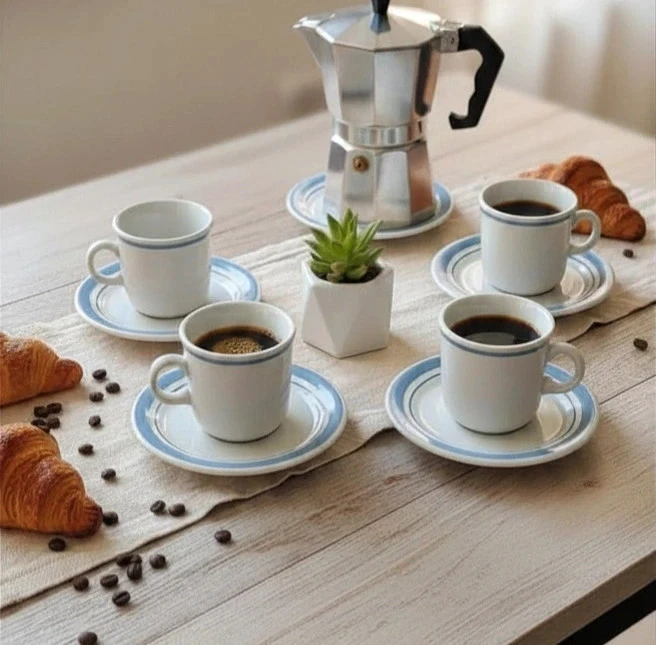 Lot de 6 tasses à café et sous tasse - Quadrifolio